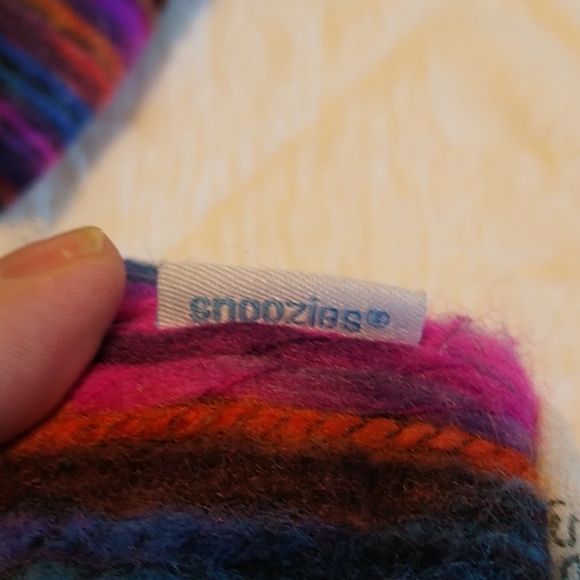 Snoozies bed slippers - Picture 4 of 4